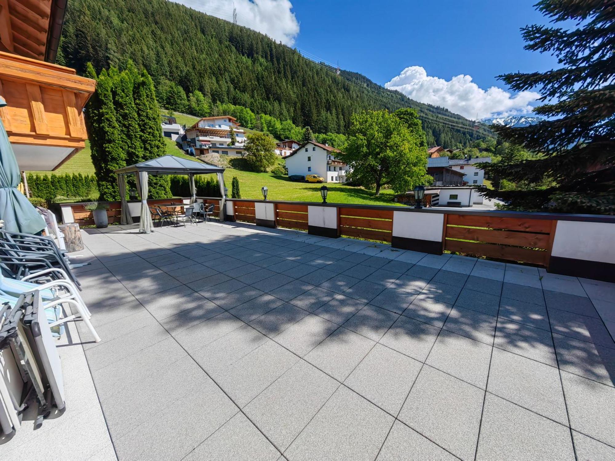Apartments Pitztaler Nachtigall Arzl im Pitztal Esterno foto